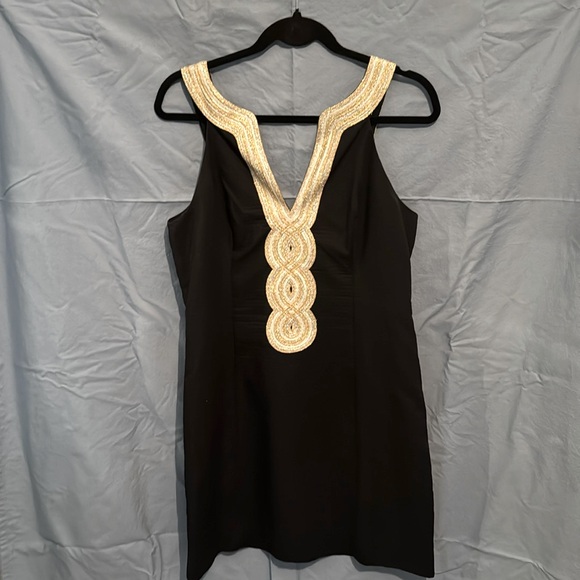Lilly Pulitzer Dresses & Skirts - Lilly Pulitzer Black Mini Dress with Gold Accents
